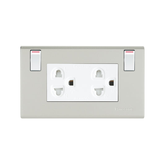 WEGP 1282 MWZ เต้ารับคู่ (ติดผนัง) เสียบขากลมแบน มีกราวด์และม่านนิรภัยพร้อมสวิตช์ควบคุม